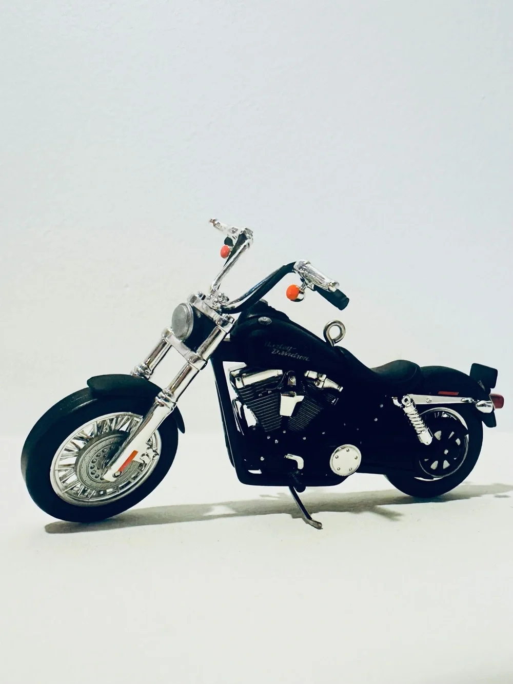 2006 Harley-Davidson Ornament FXDBI Dyna Street Bob Black Hallmark Series